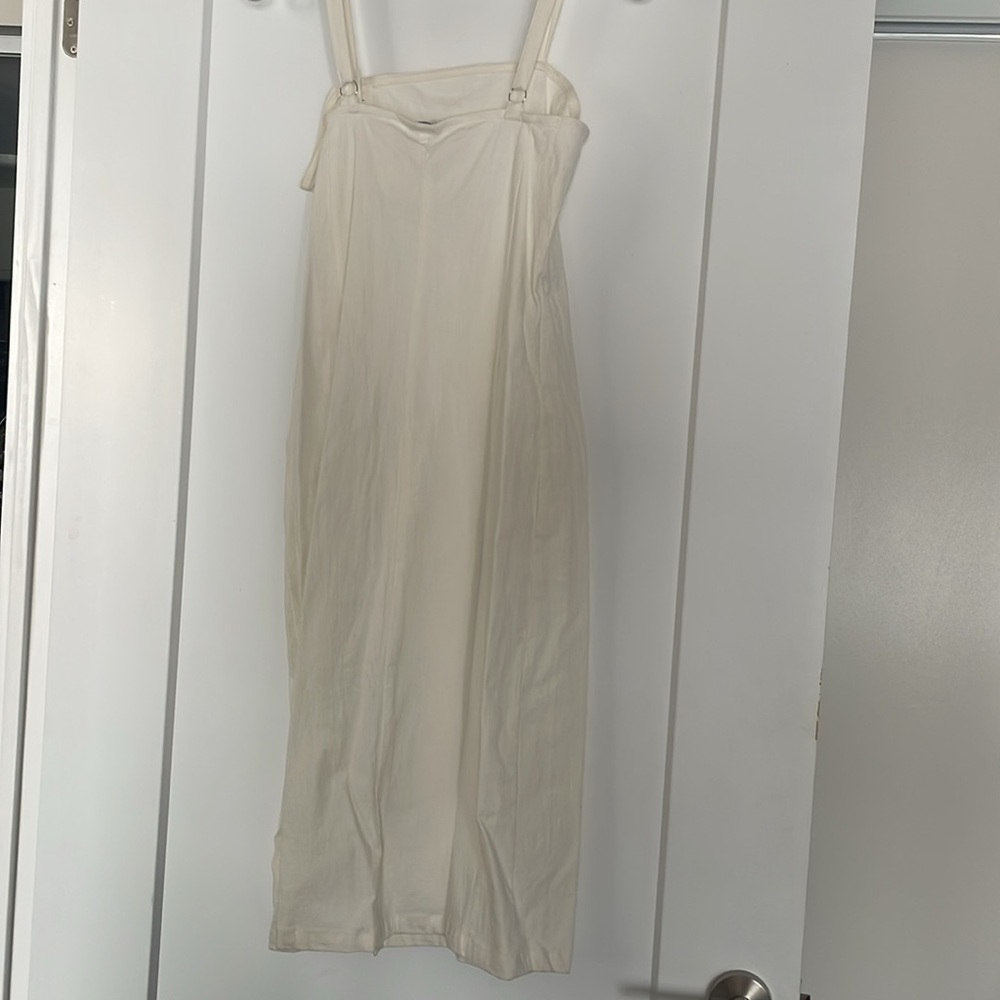 Dress - Picture 3 of 5